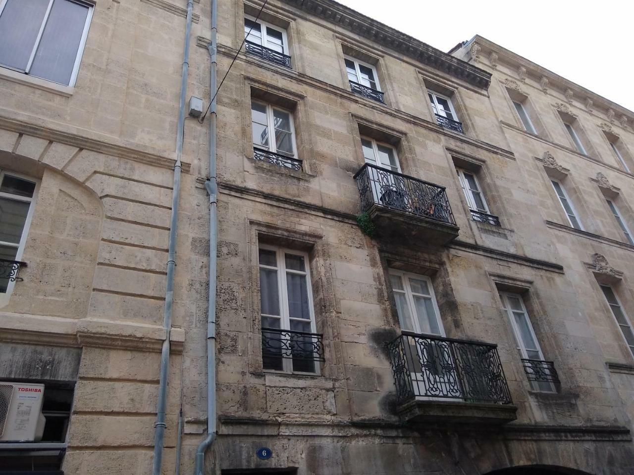 Appartement Studio cosy centre historique Saint-Michel à Bordeaux Extérieur photo